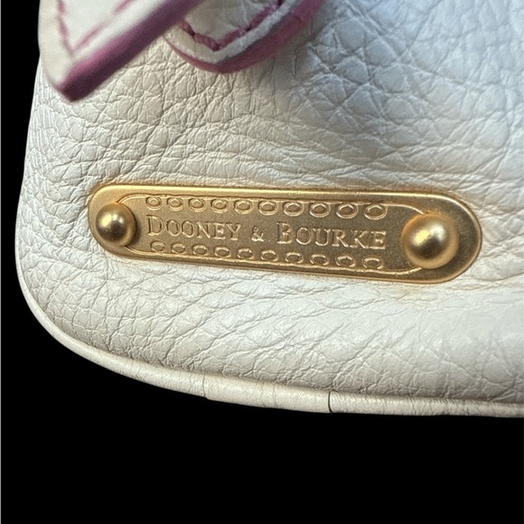 Dooney & Bourke Marchesa Cream Pebbled Arnella Leather Pink Piping Handbag - Picture 3 of 9